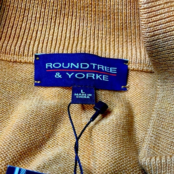 Men’s golden yellow long sleeve sweater size large - Picture 3 of 6